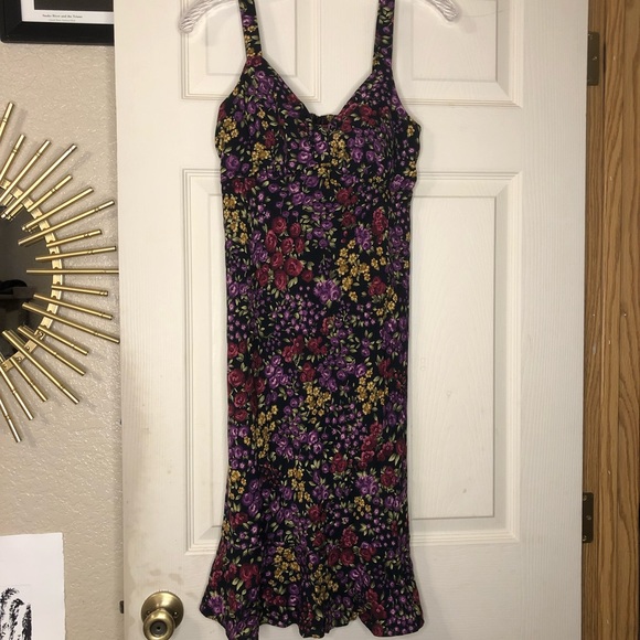 Multi Color Floral Sundress w/Bias cut and slight ruffle at hem, approx. Size Lg - Picture 7 of 8